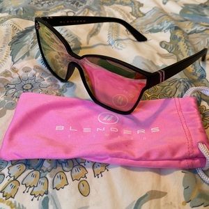 Blenders Sunglasses